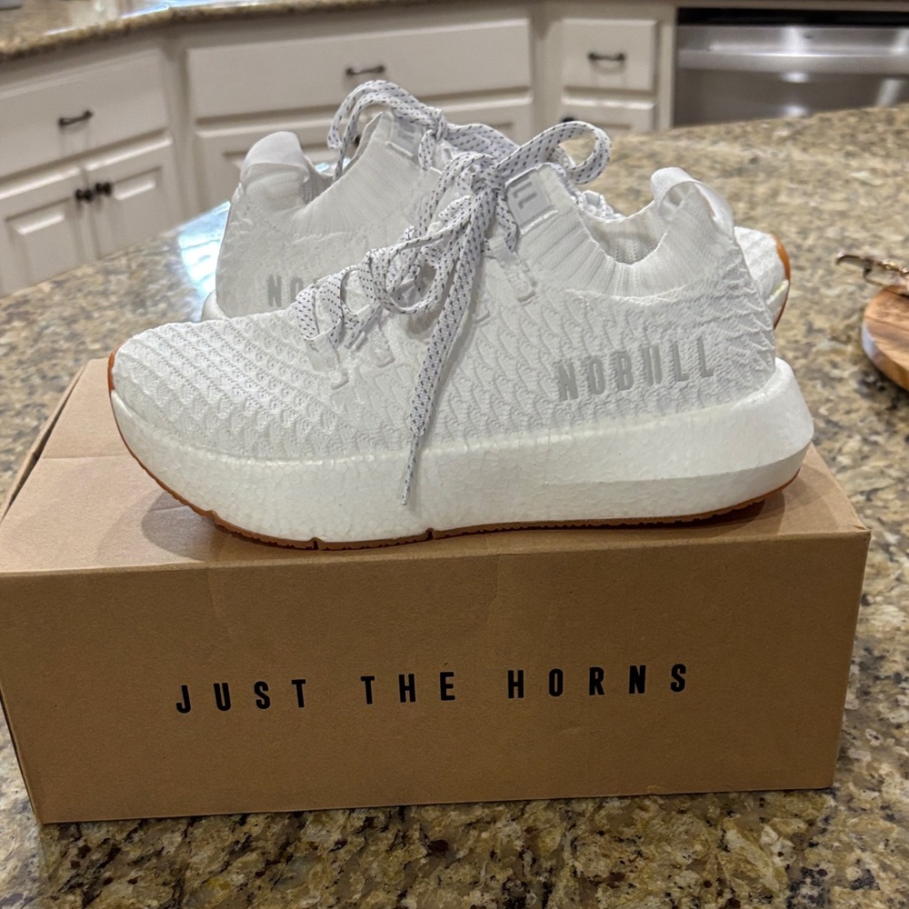 NOBULL women’s  White Textured Sneakers